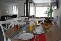 Hôtel le Relais Dax Hotels in Clermont