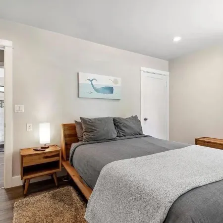 Romantic newly renovated beach cottage