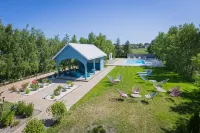 Domki Łeba, Apartamenty Łeba - Polanki23 - Basen, Sauna, Kino Hotels in Łeba