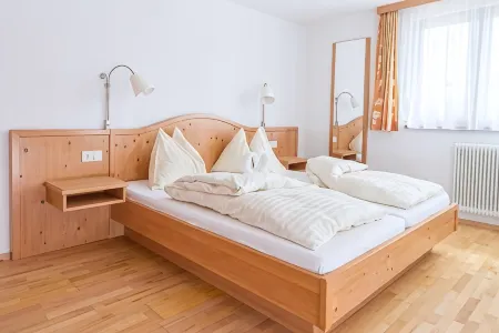 Appartements-Restaurant Schwaiger Отели рядом с достопримечательностью «Krallersee»