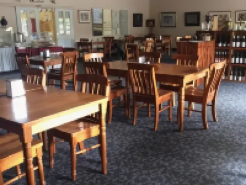 ヒル エンド ロッジ バサーストのホテル