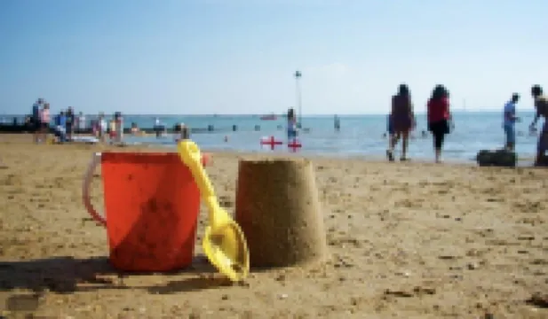 西克利夫海上迷人的2室公寓！