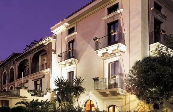 克拉迪斯宮酒店