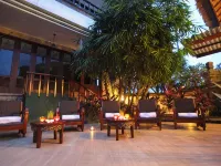 سانور سيفيو هوتل Hotels near شاطئ بينجيمباك