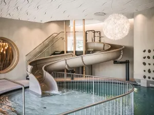 多洛米蒂生活怡東度假村