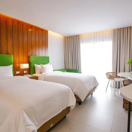 Timberland Highlands Resort Hotels in Rizal