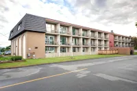 Travelodge by Wyndham Nanaimo Hotel a 