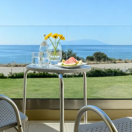 Alexander Beach Hotel & Spa