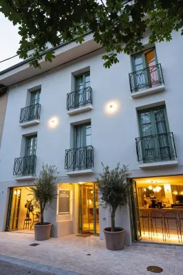 Chez Zeiza Отели в г. 