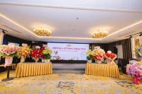 Green Dragon Boutique Hotel Hôtels à : Cẩm Phả