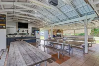 Kurrimine Beach Holiday Park - 3-Star