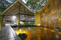 Umlilo Lodge Hotels in St Lucia