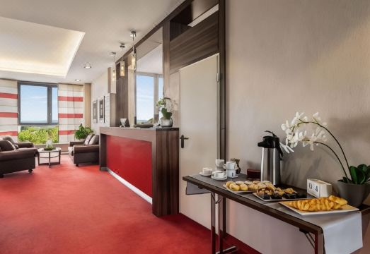 아메디아 익스프레스 파사우 트레이드마크 컬렉션 바이 윈덤