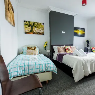 Bucknall Lodge Hanley Family Room 1 Hotels near Staffordshire University