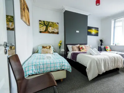 Bucknall Lodge Hanley Family Room 1 Hotels in Leek