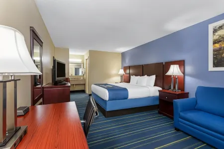 Days Inn by Wyndham Chipley