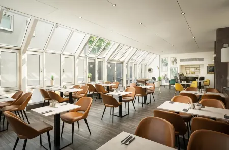 ANA Eden Karlsruhe, Trademark Collection by Wyndham Price Calendar Отели рядом с достопримечательностью «Технологический институт Карлсруэ»