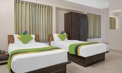 Treebo Diamond Residency - Ddpk Inn Hotels near Ashtvinayak Temple