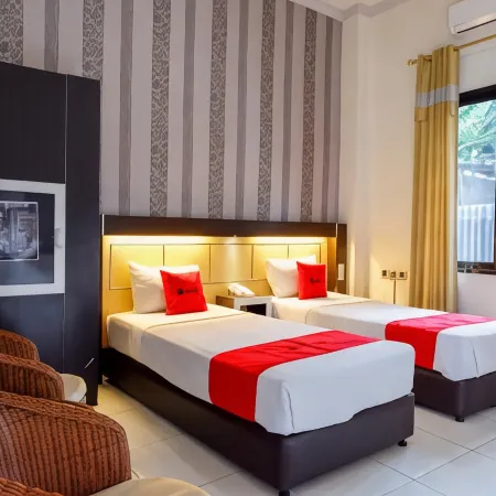 RedDoorz @ Hotel Bumi Palupy