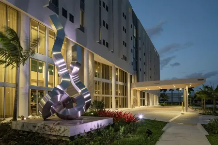 DoubleTree by Hilton Miami Doral