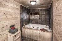 Canyon Cabins Hotels in Ruidoso