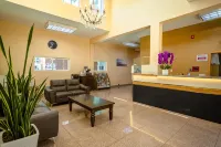 Maywood Inn Hotels in Commerce