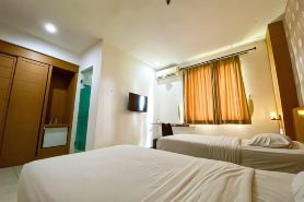 Urbanview Hotel Cosmo Jambi