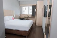Ibis Medellin