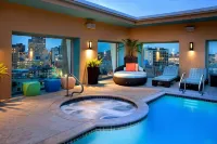 Hotel Contessa - Suites on the Riverwalk - Romantic