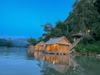 Nongkhiaw the Float House 농키아우 호텔