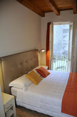 La Corte Fiorita Como