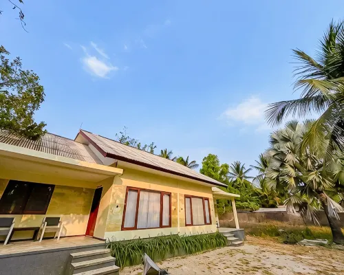Hotel Pondok Hexa Seaside Hotel a Ciracap