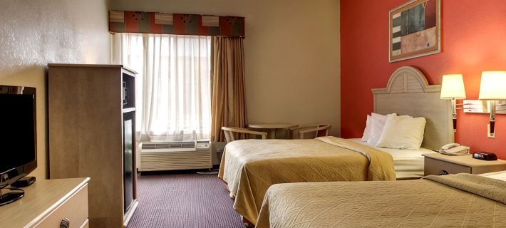 Quality Inn & Suites Hotel di Forrest County