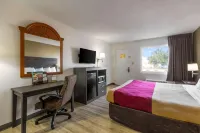 Econo Lodge Little Creek