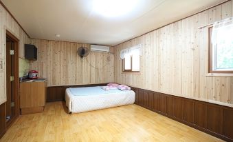 Taean Haesolnuri Pension