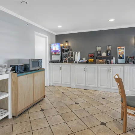 La Quinta Inn by Wyndham Cleveland Independence