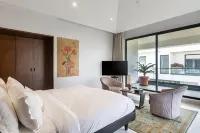 Amorzito by Solitaire Stays