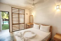 Arugambay Roccos Hotels in Arugam Bay