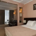 Парус Сити-Отель Отели в г. 