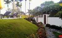 Nipuri Resort and Villas Seminyak by Kamara Hôtels à proximité de : Villa Ombak Biru