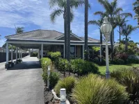 Coastal Waters Motor Inn