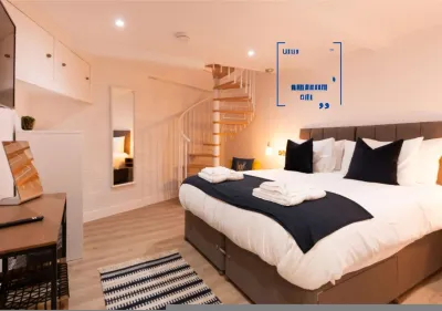 Harbourside Roof Terrace & Sea Views by Adliv Hotels near Sundowner