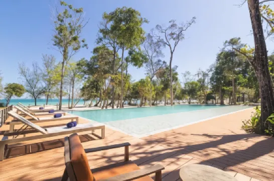 Island Center Point Hotels near Koh Rong Sanloem