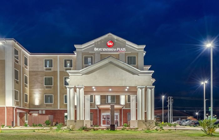 Best Western Plus Flowood Inn  Suites
