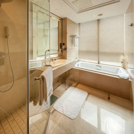 Wyndham Grand Plaza Royale Changsheng Jiangyin