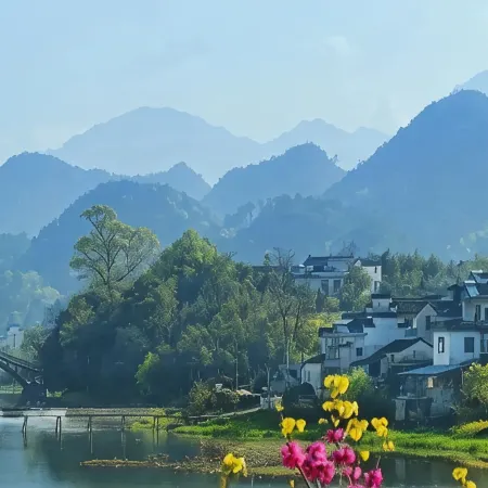 Yunqi Mountain Resort Hotel (Jixi Longchuan Scenic Area)