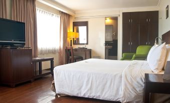 Pearl Garden Hotel
