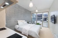 Petone City Studio with Balcony