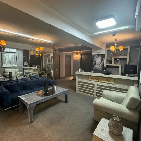 The Phoenix Boutique Hotel Отели рядом с достопримечательностью «Парк влюблённых»