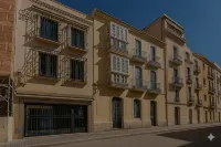 Ayz Frailes - Auto Check-in Property - Pensions